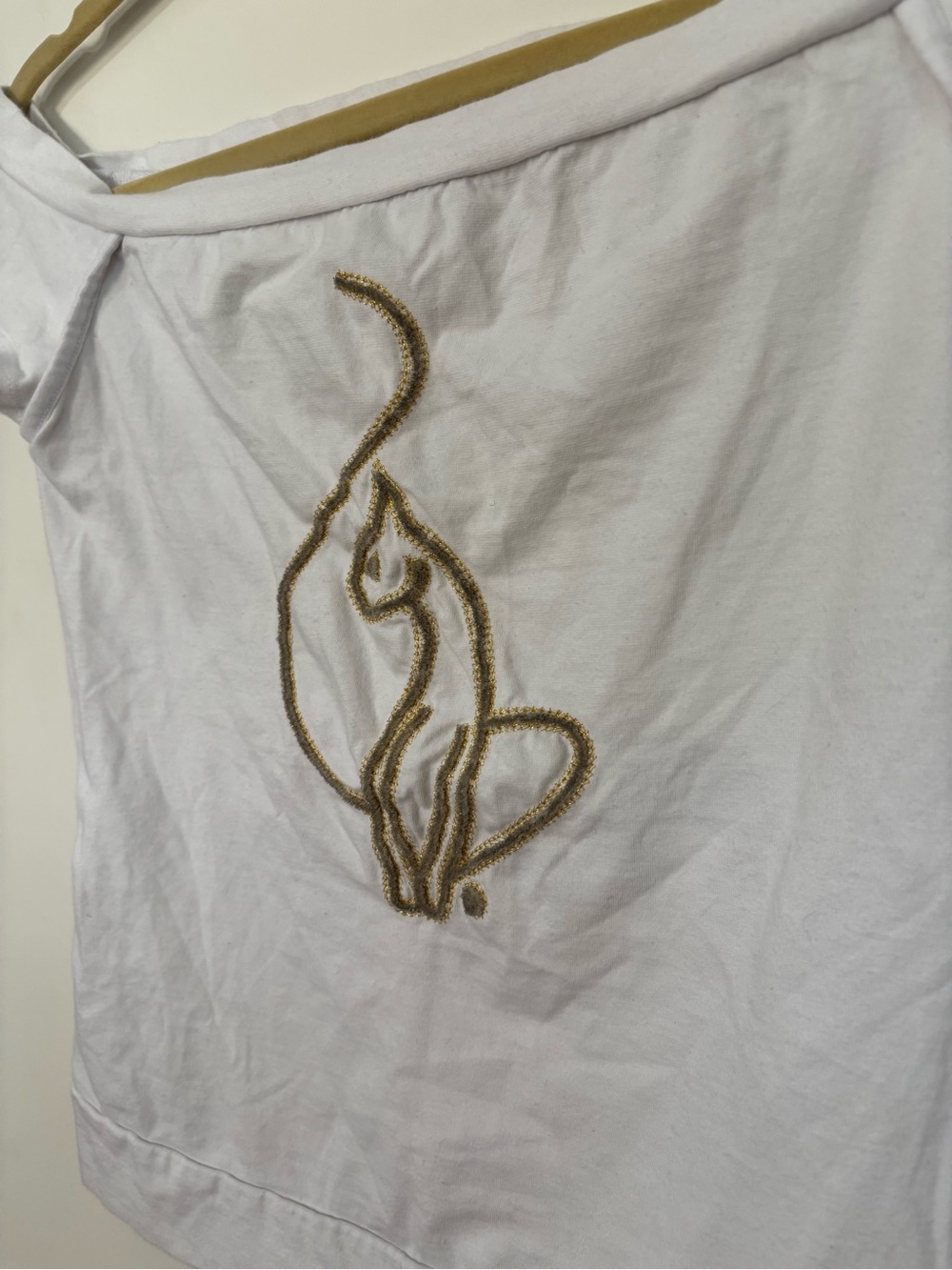 Baby Phat White Off-Shoulder Embroidered Cat Graphic Top - Picture 2 of 5